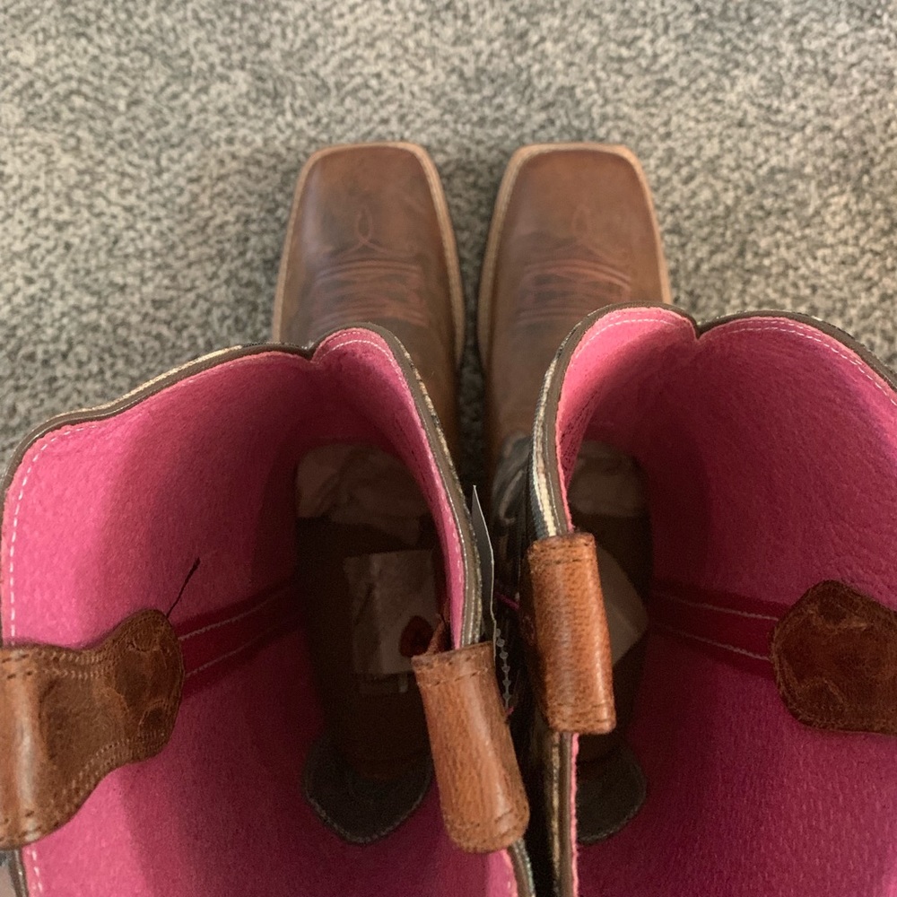 Square Toe, Camo Shaft Ariat Cowboy Boots, 11B - Picture 5 of 6